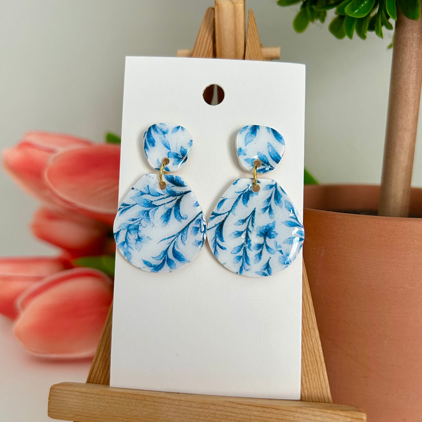 Oval Dangle in Porcelain