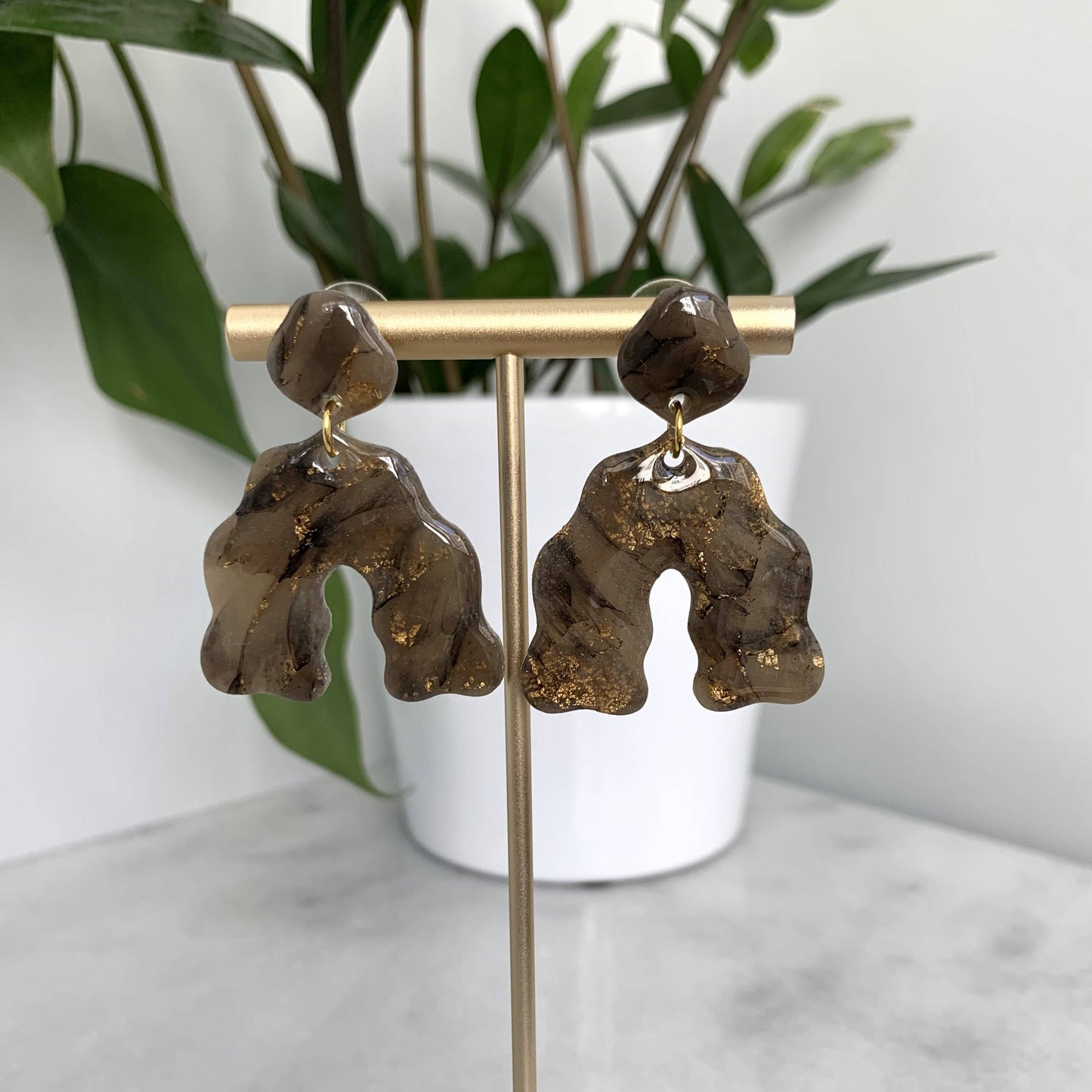 Wavy Dangle in Smoke